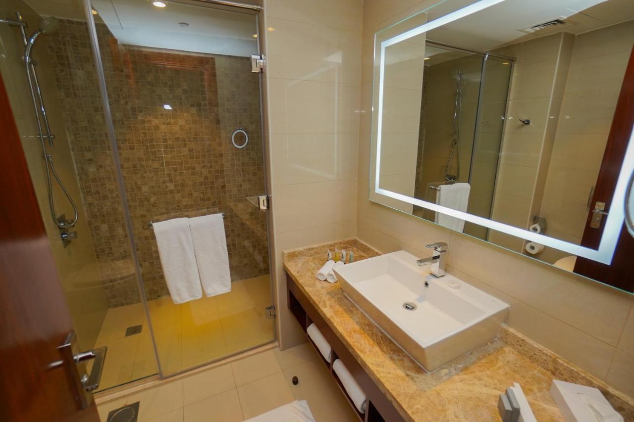 The Grand Lux Hotel Doha Exterior foto
